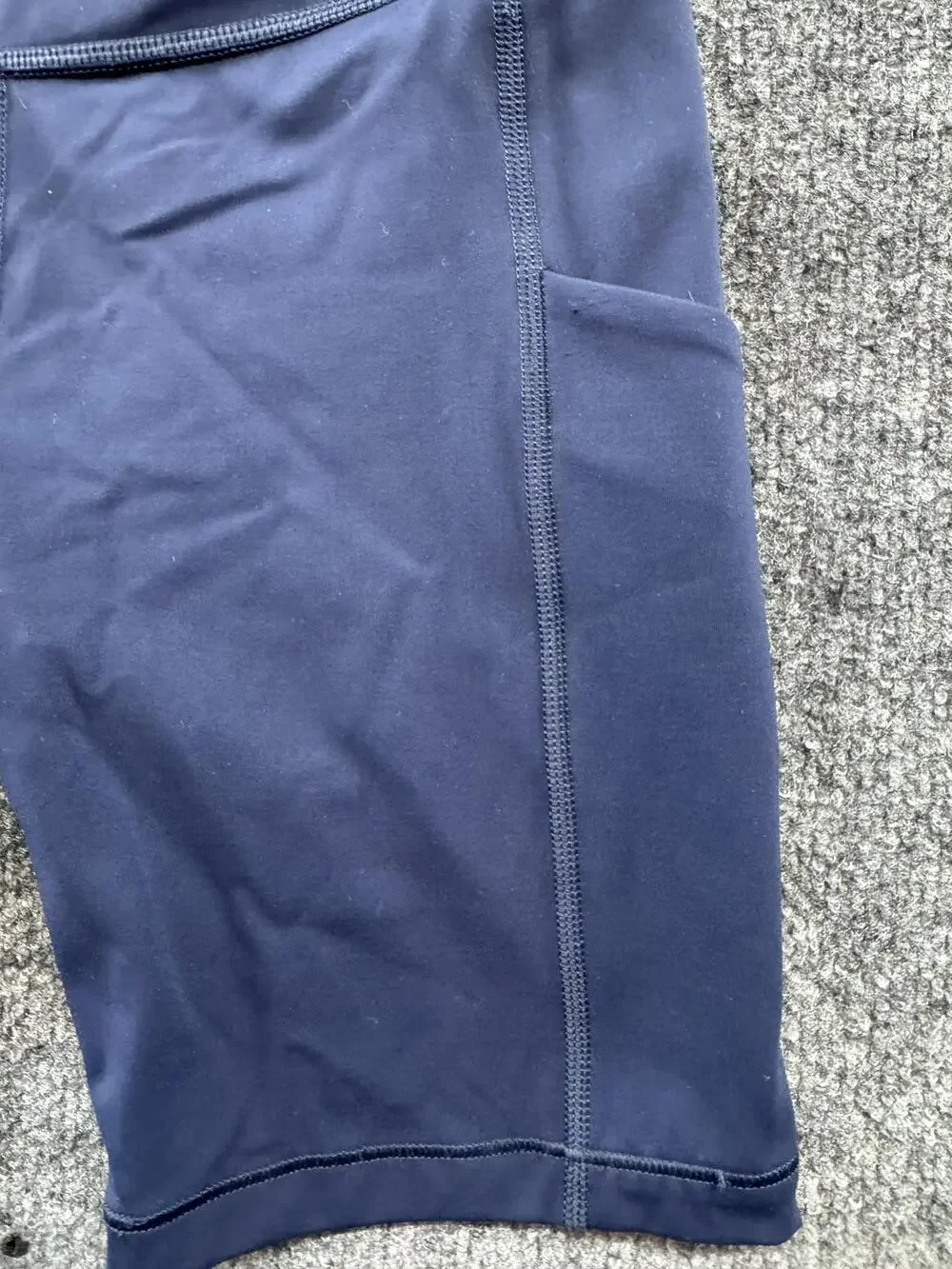 Athleta Ultimate Stash Pocket Biker Shorts Womens XS Blue 6.5 Inseam Yoga Gym